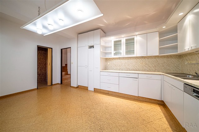 kuchyně s jídelnou [17/35]